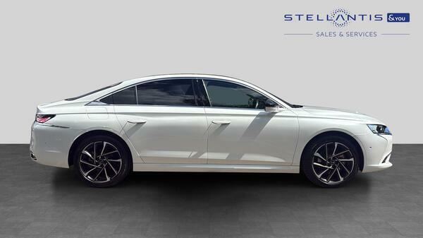 DS DS 9 1.6 E-tense 15.6Kwh Rivoli Saloon Plu #2