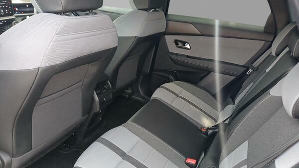 Vauxhall Grandland Ultimate Grey #39