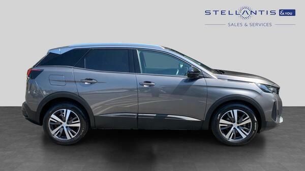 Peugeot 3008 1.2 Puretech Active Premium Suv Manua #2