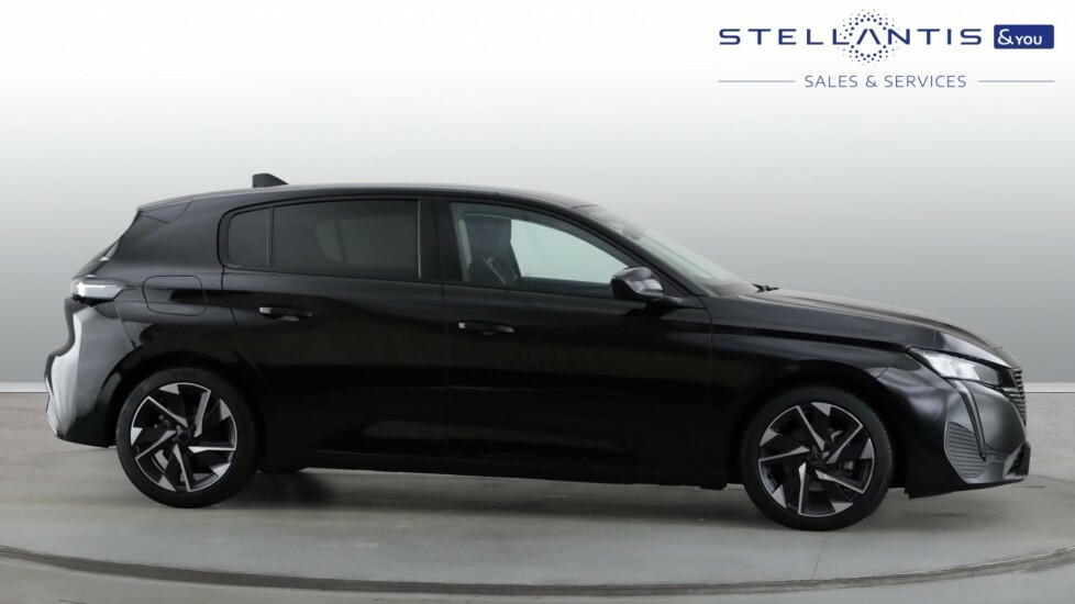 Peugeot 308 1.2 Puretech Allure Premium Hatchback E #4
