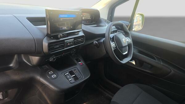 Peugeot Partner 1.5 Bluehdi 1000 Professional Plus Standard Panel Black #14