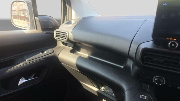 Peugeot Partner 1.5 Bluehdi 1000 Professional Plus Standard Panel Black #25