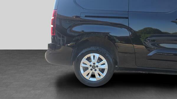 Peugeot Partner 1.5 Bluehdi 1000 Professional Plus Standard Panel Black #11