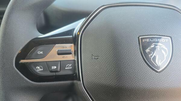 Peugeot Partner 1.5 Bluehdi 1000 Professional Plus Standard Panel Black #18