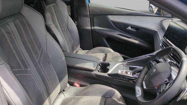 Peugeot 3008 1.2 Puretech Active Premium Grey #18