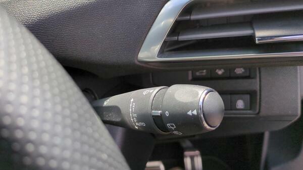 Peugeot 3008 1.2 Puretech Active Premium Grey #22