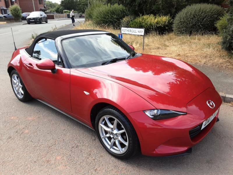 Mazda MX-5 1.5 Se Red #6