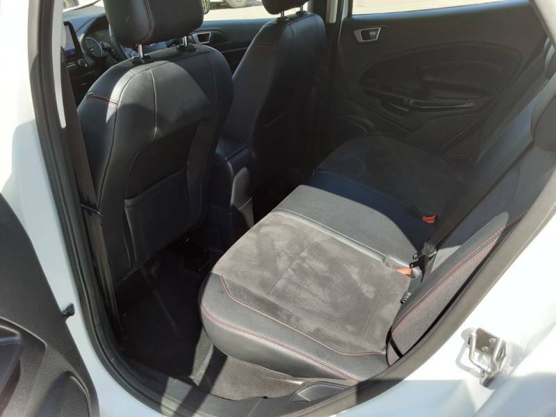 Ford Ecosport St-line White #30
