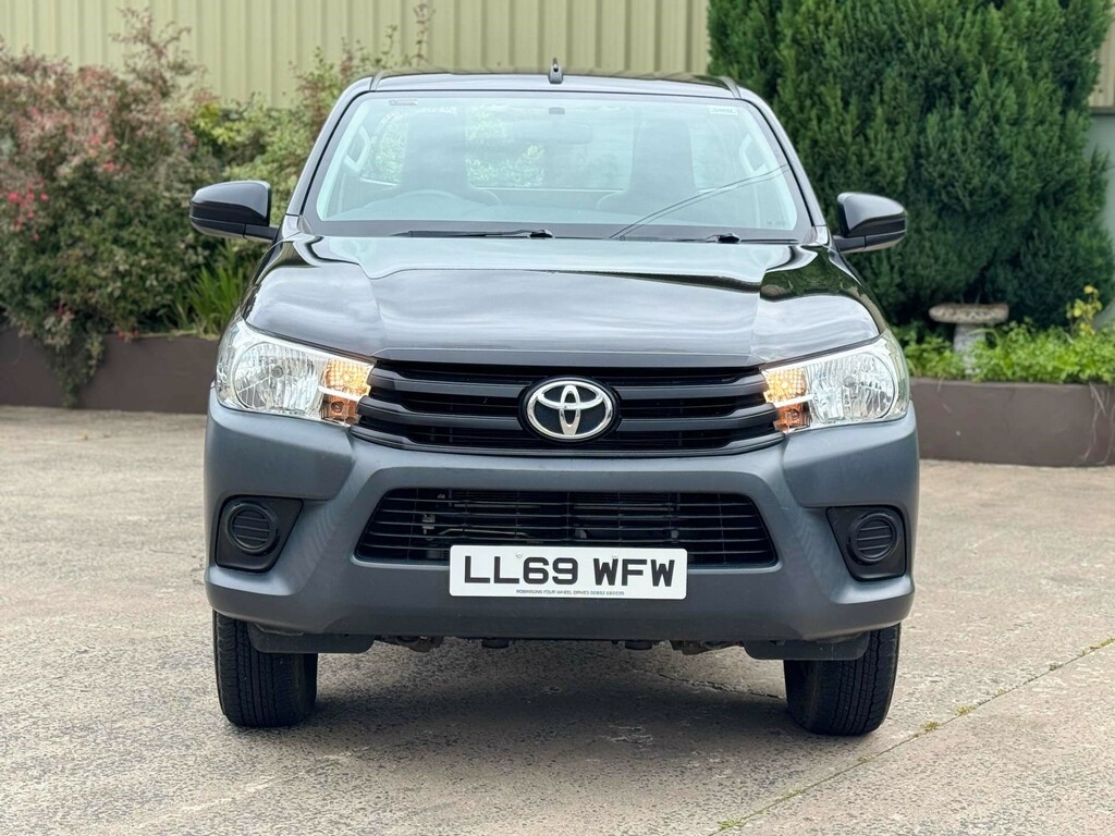 Toyota HILUX Hi-luxury Active D-4d 4Wd Single Cab 4Wd #2