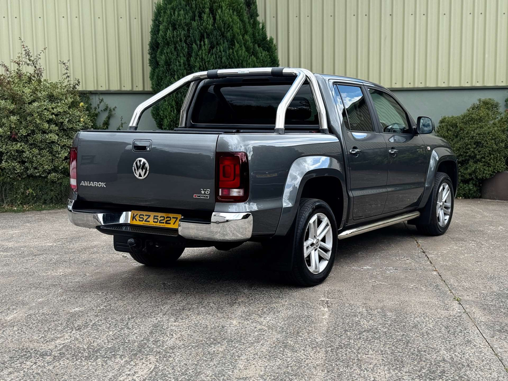 Volkswagen Amarok Silver #10