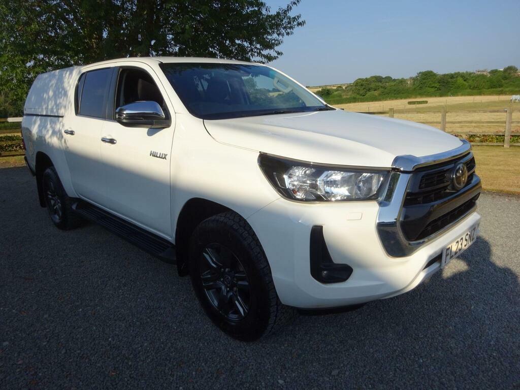 Toyota HILUX 2.4 D-4d Icon Pickup Double Cab White #3
