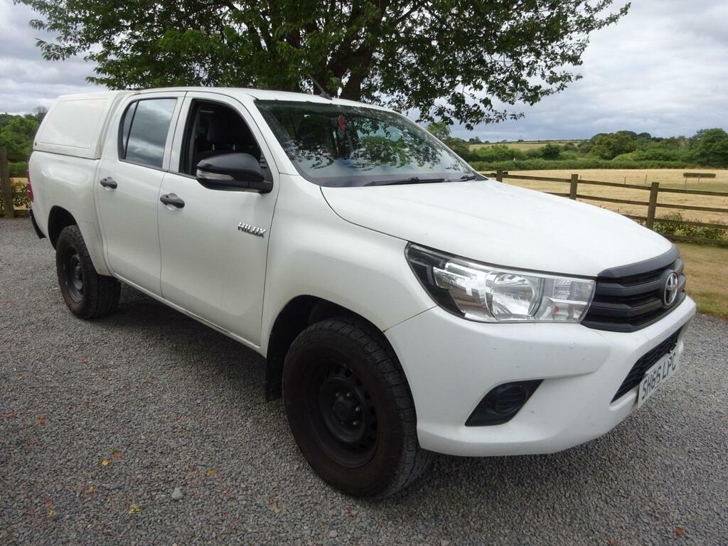 Toyota HILUX 2.4 D-4d Active Pickup Double Cab White #3
