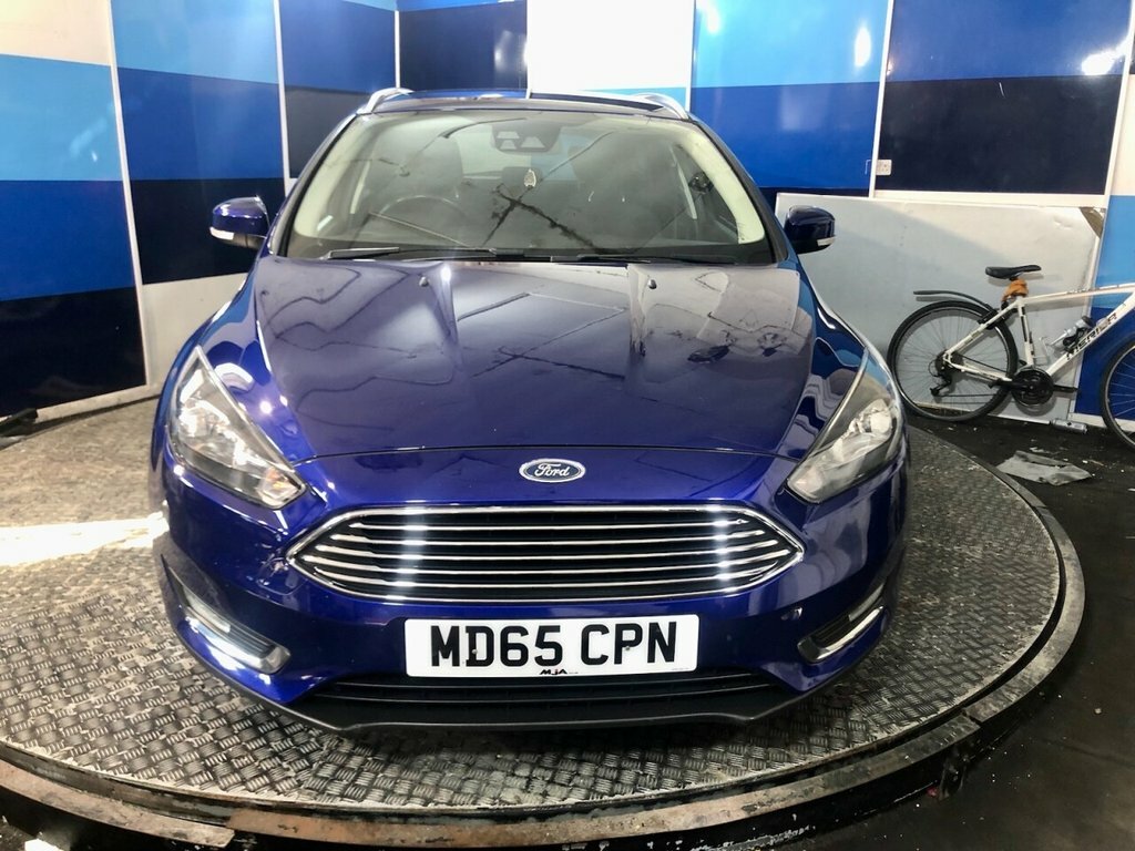 Ford Focus 1L Titanium MD65CPN Blue #2