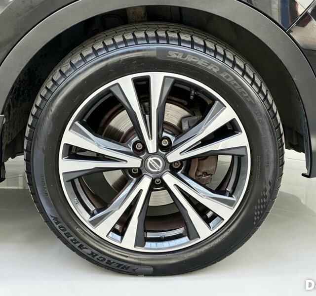 Nissan Qashqai Dig-t N-connecta Suv Black #6