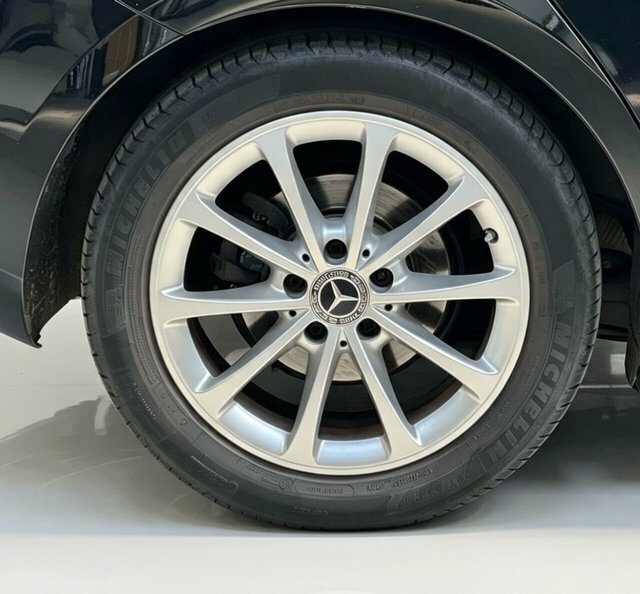 Mercedes-Benz A Class A200d Sport Executive Hatchback OU20UEX Black #6