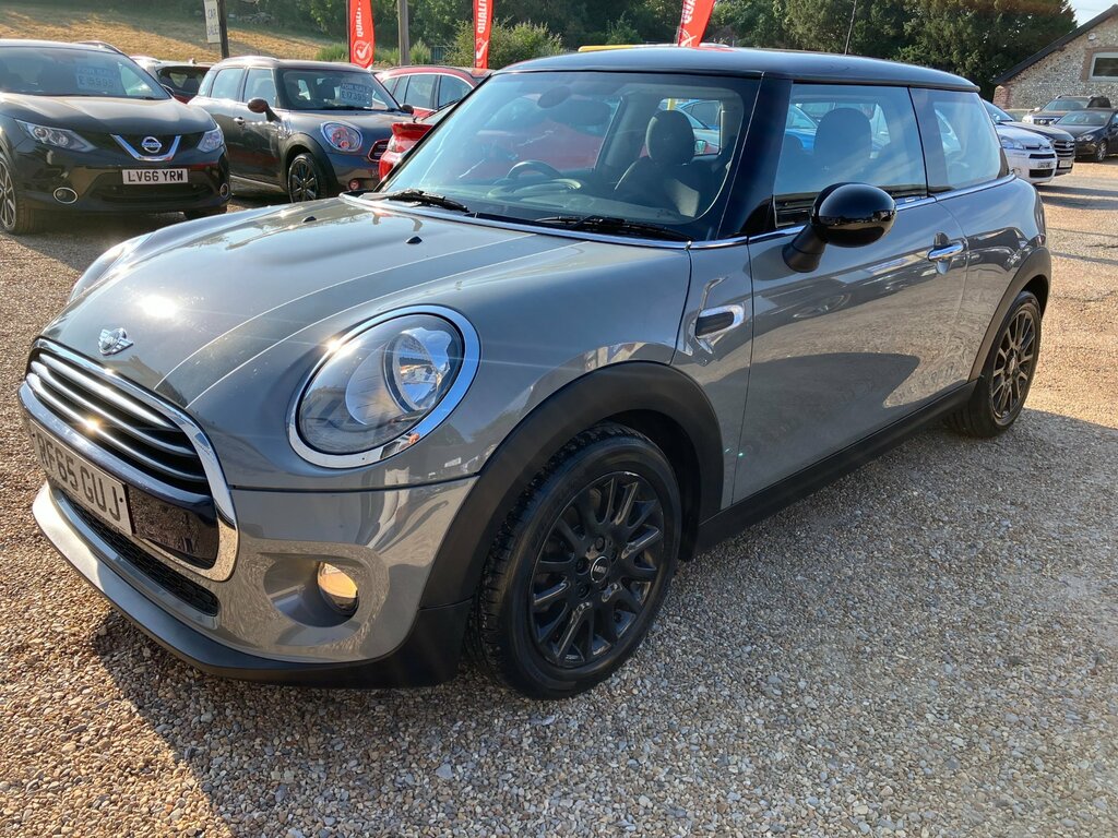 Mini Hatch Cooper 1.5. Grey. Low Road Tax. Lo Grey