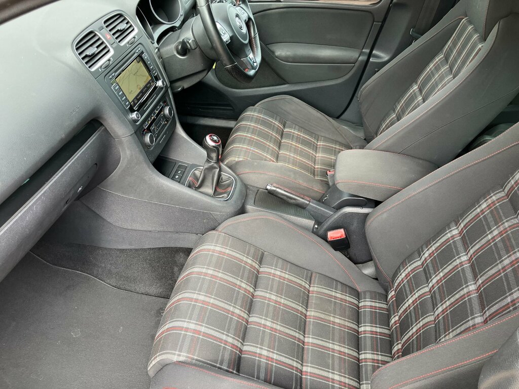 Volkswagen Golf Gti. 2.0 Tsi 210. 5Dr. Black. St Black #6