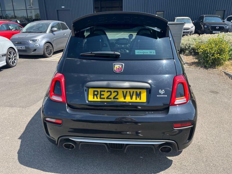 Abarth 695 Manual Black #5