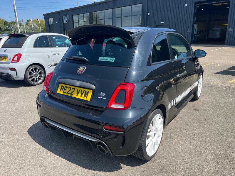 Abarth 695 Manual Black #4