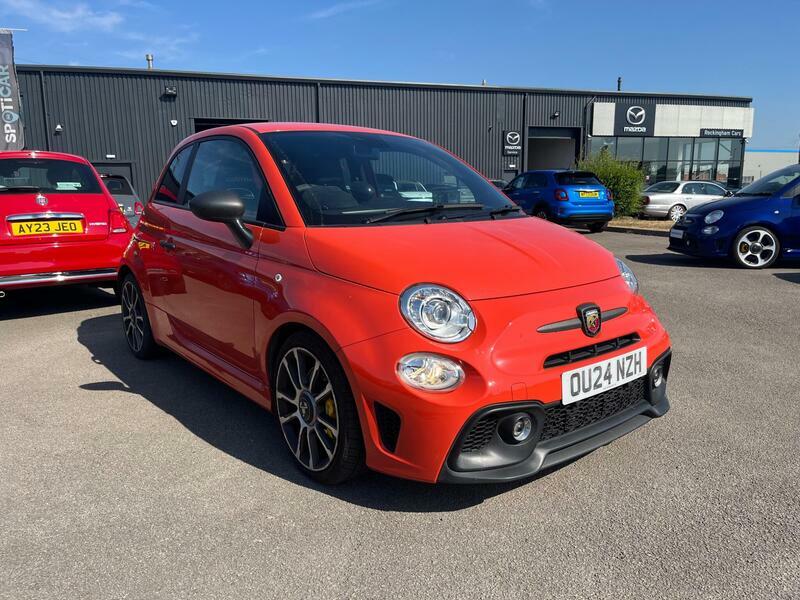 Abarth 695 Manual Orange