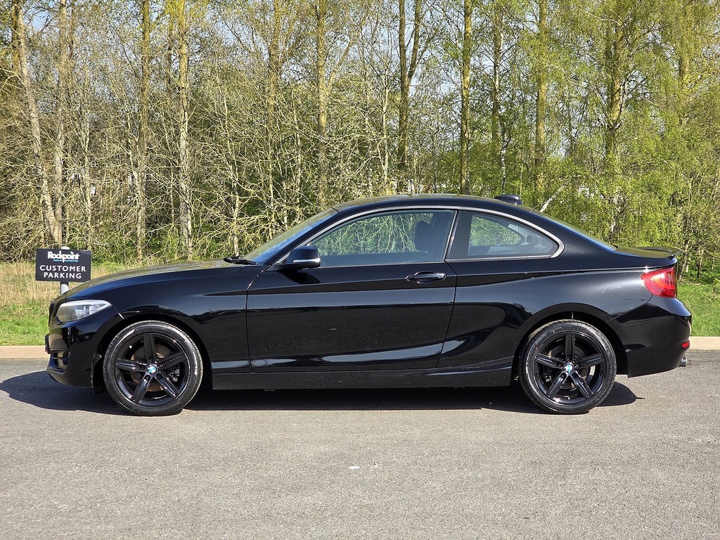 BMW 2 Series 220D Sport Black #6