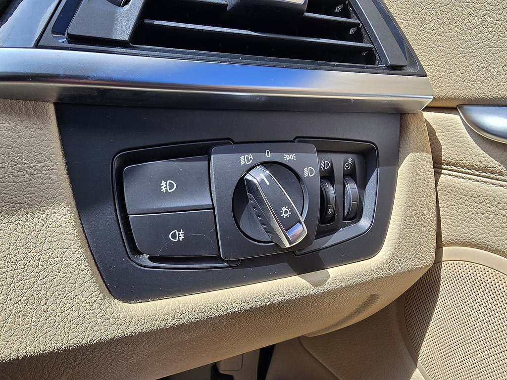 BMW 3 Series Gran Turismo Hatchback White #28