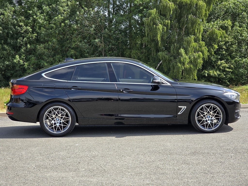 BMW 3 Series Gran Turismo 320D Luxury Black #5