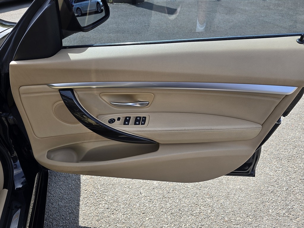 BMW 3 Series Gran Turismo Hatchback White #33