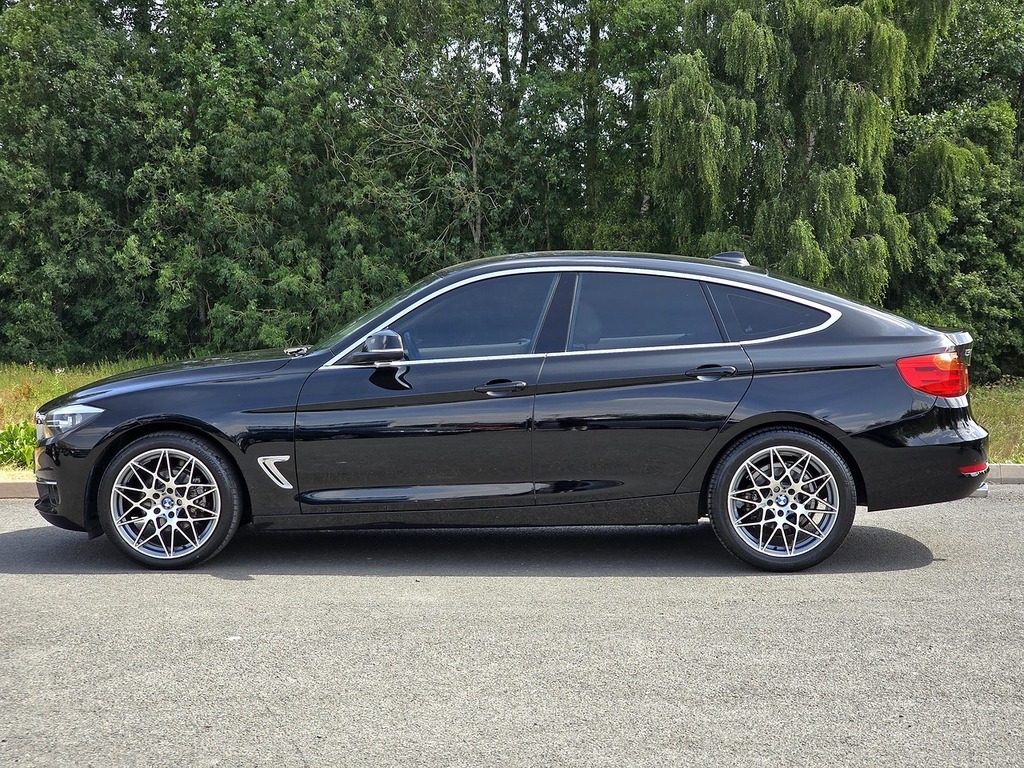 BMW 3 Series Gran Turismo 320D Luxury Black #6