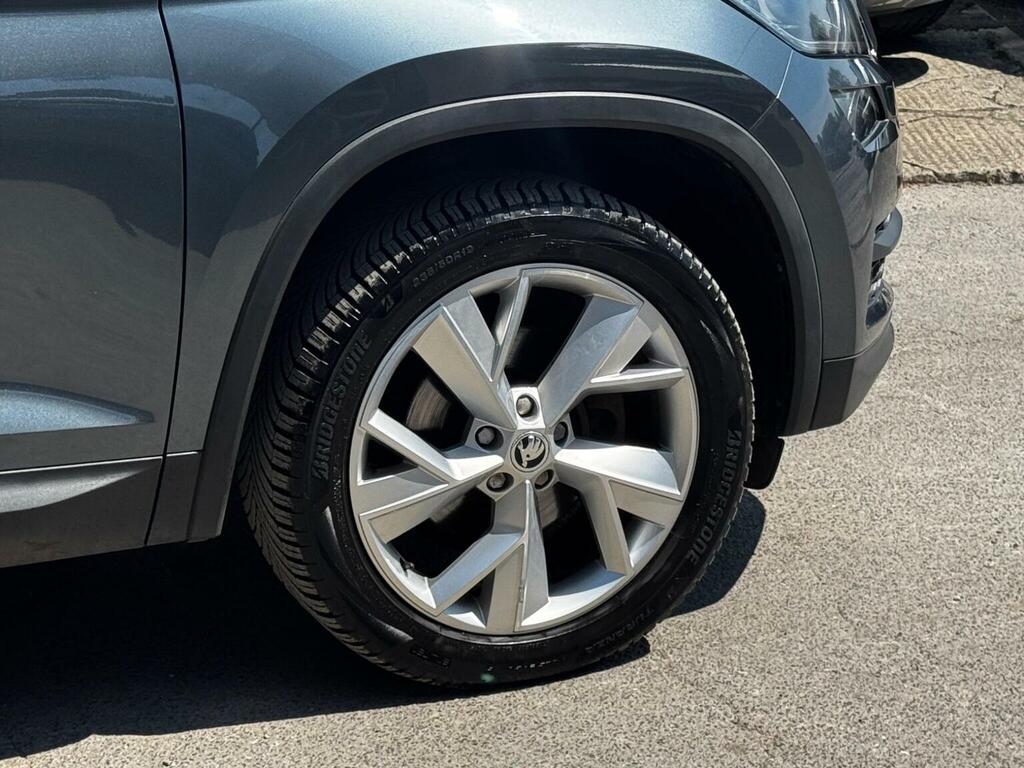 Skoda Kodiaq 2.0 Tdi Se L 4Wd Euro 6 Ss 5 Seat Grey #3