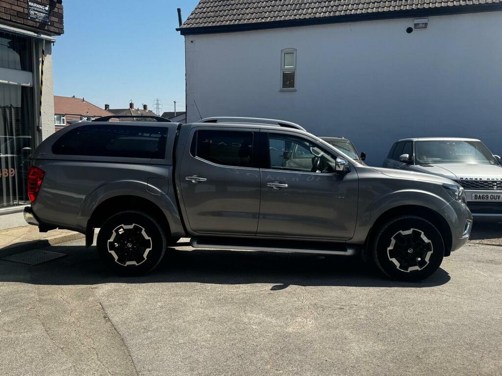Nissan Navara 2.3 Dci Tekna 4Wd Euro 6 Grey #2