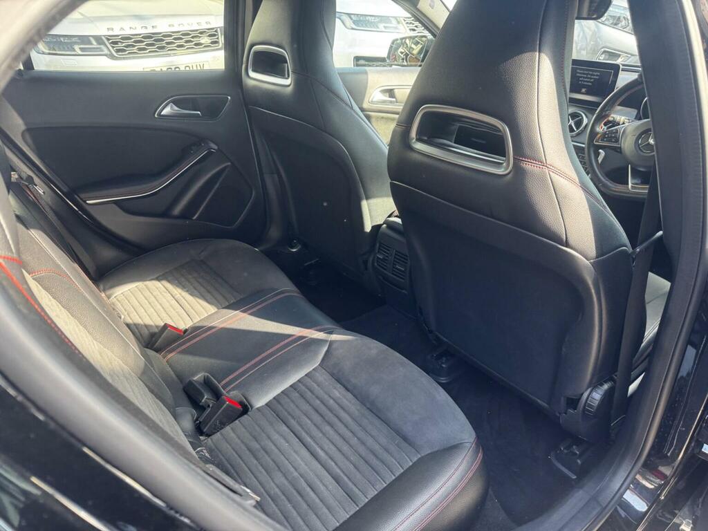 Mercedes-Benz GLA Class Gla 200D Se Grey #15