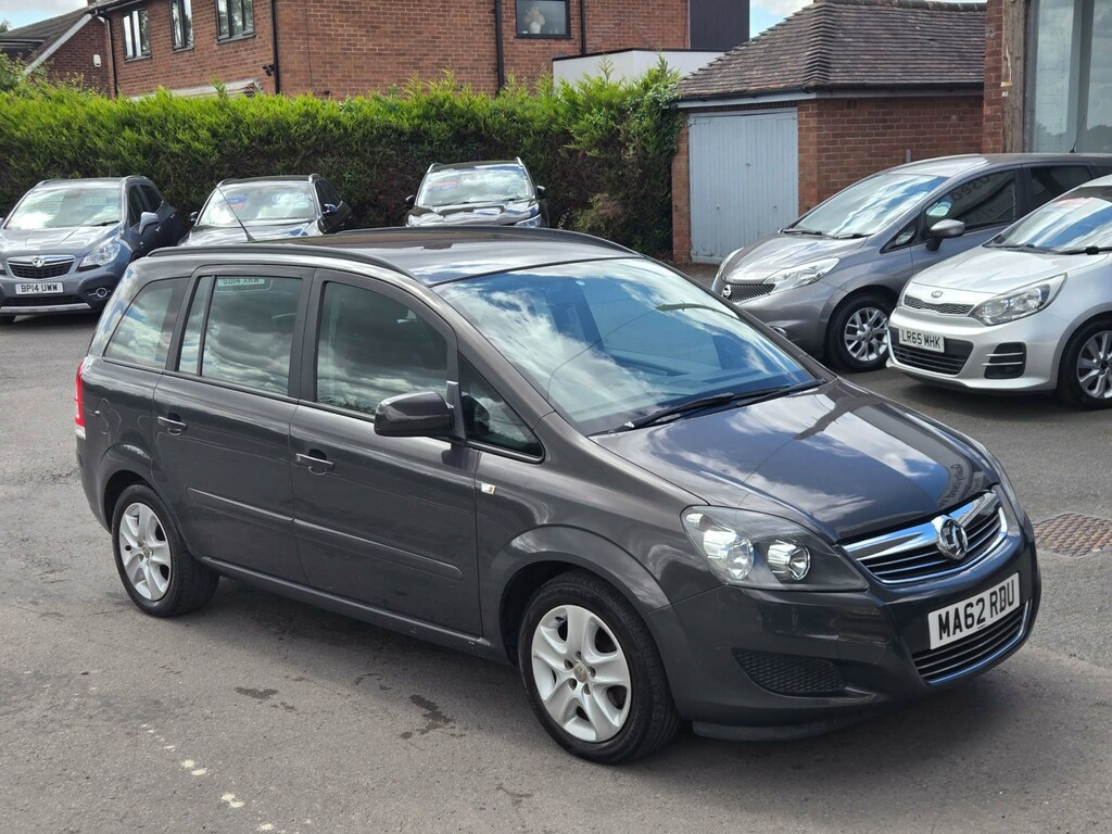 Vauxhall Zafira 16V Exclusiv Euro 5 Red #15