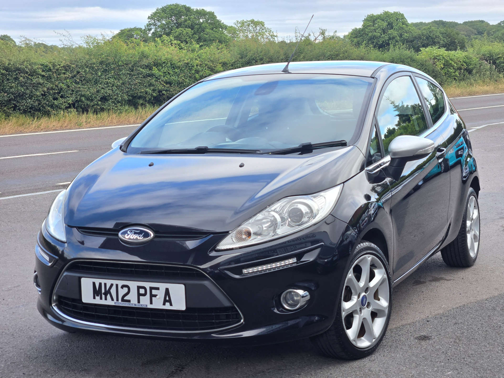 Ford Fiesta Centura Black