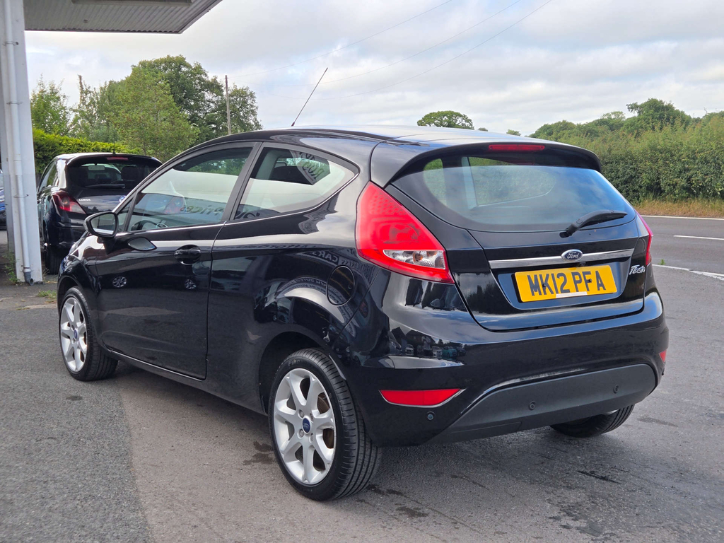 Ford Fiesta Centura Black #4