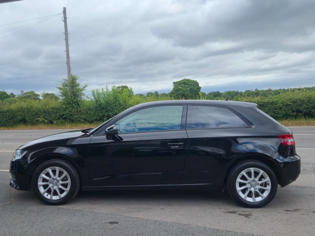 Audi A3 Se Tdi  #3