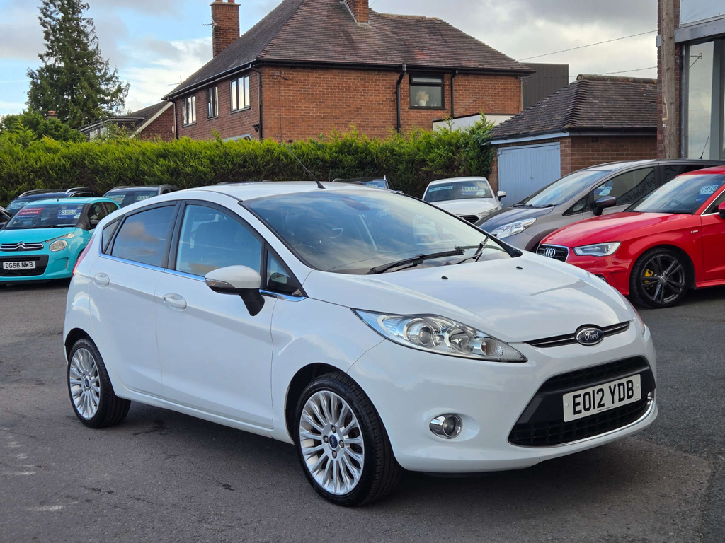 Ford Fiesta 1.4 Zetec Hatchback 133 G Km 94 Black #9