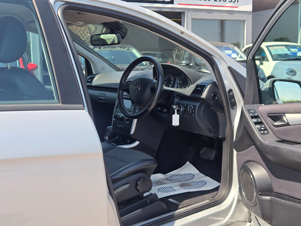 Mercedes-Benz A Class Hatchback #17