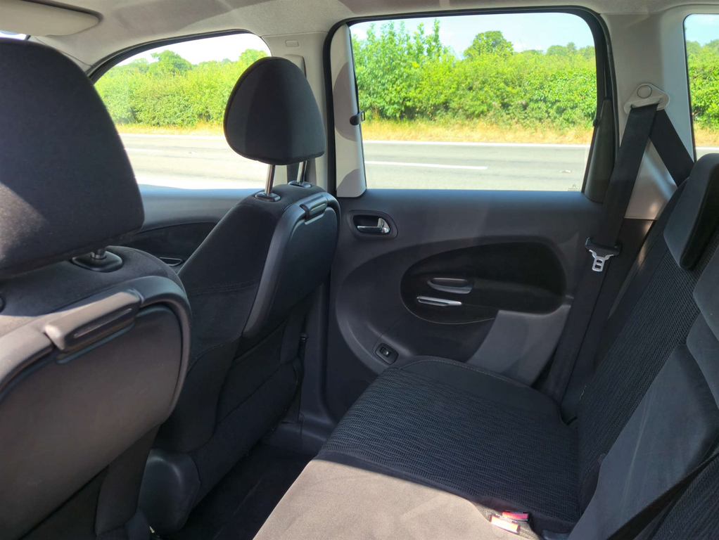 Citroen C3 Picasso Hdi Code Grey #28