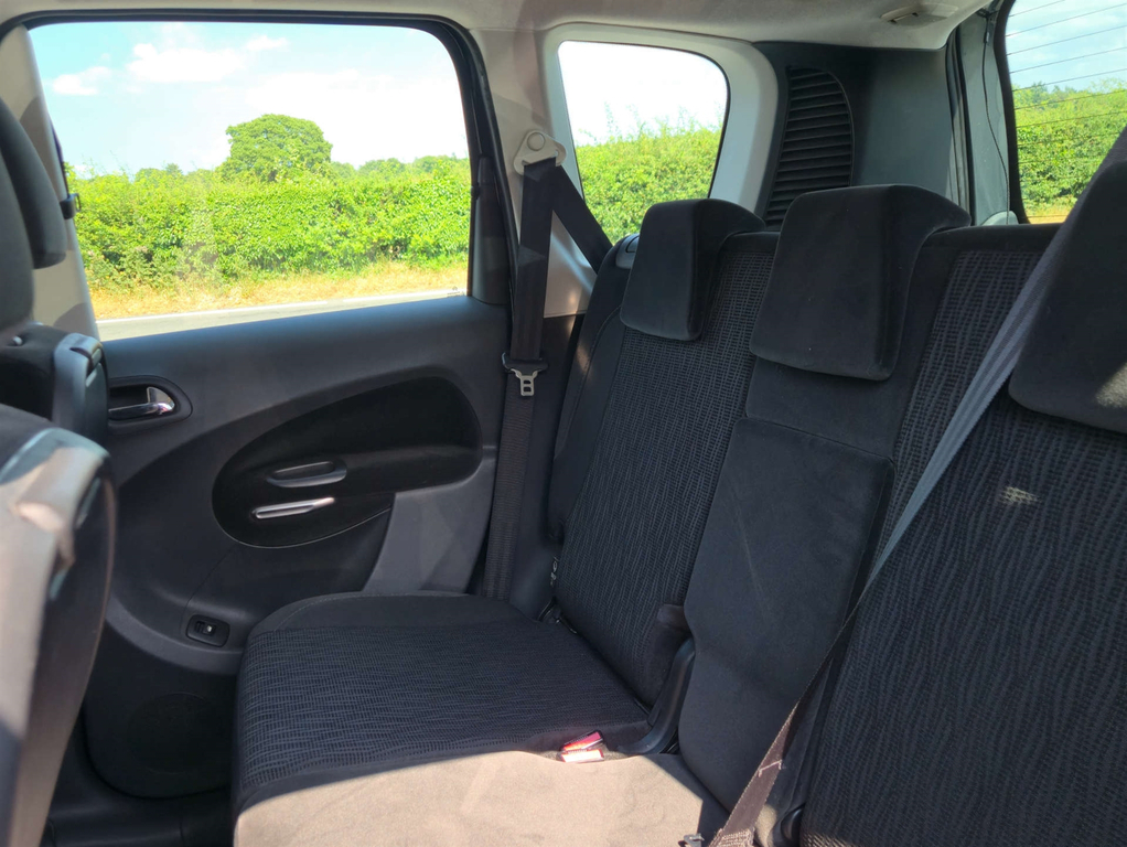Citroen C3 Picasso Hdi Code Grey #29
