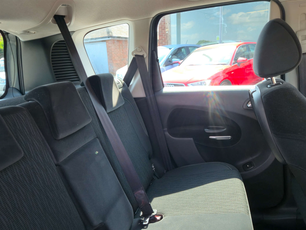 Citroen C3 Picasso Hdi Code Grey #27