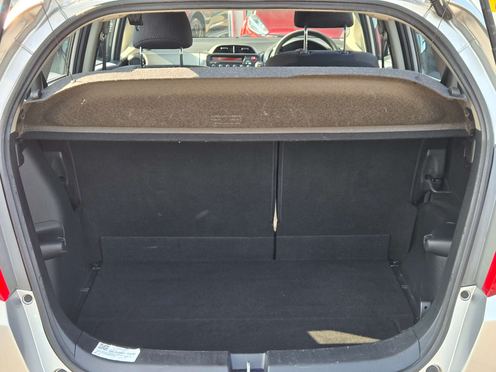 Honda Jazz I-vtec Es Cvt  #6