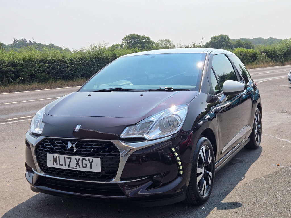 DS DS 3 Hatchback 1.6 Bluehdi Connected Chic Euro 6 Ss Black #12