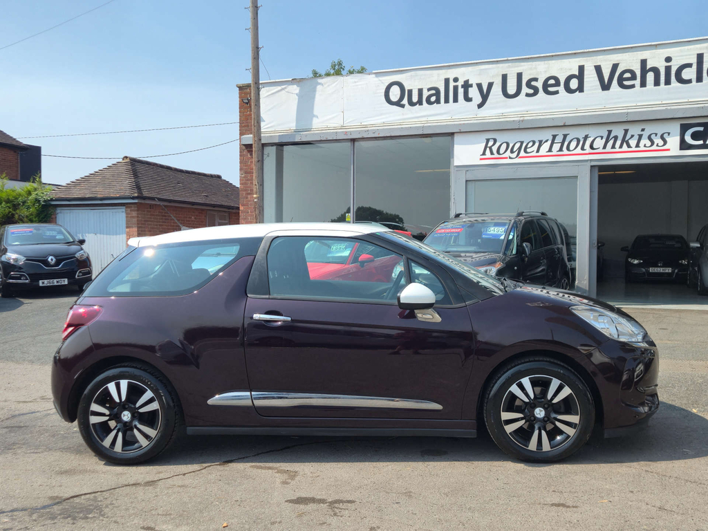 DS DS 3 Hatchback 1.6 Bluehdi Connected Chic Euro 6 Ss Black #8
