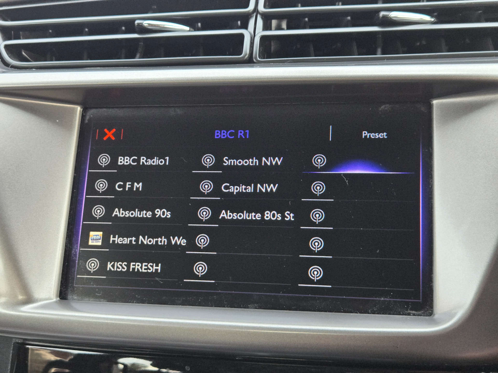 DS DS 3 Hatchback 1.6 Bluehdi Connected Chic Euro 6 Ss Black #22