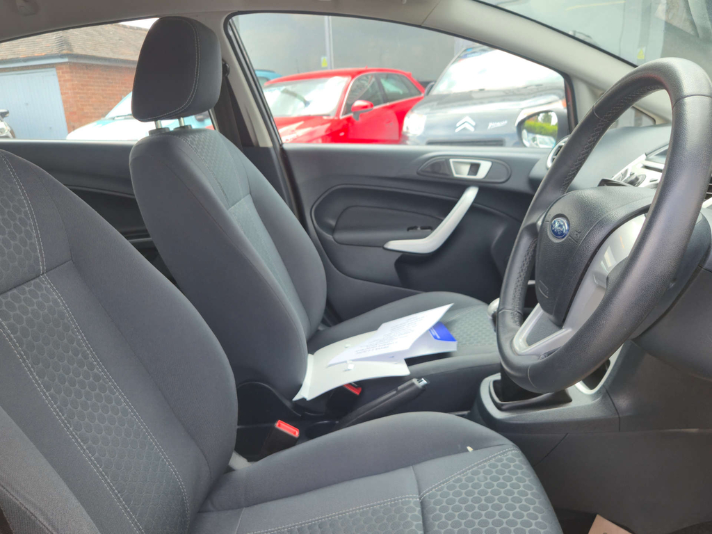 Ford Fiesta Hatchback 1.4 Titanium 201212 Blue #20