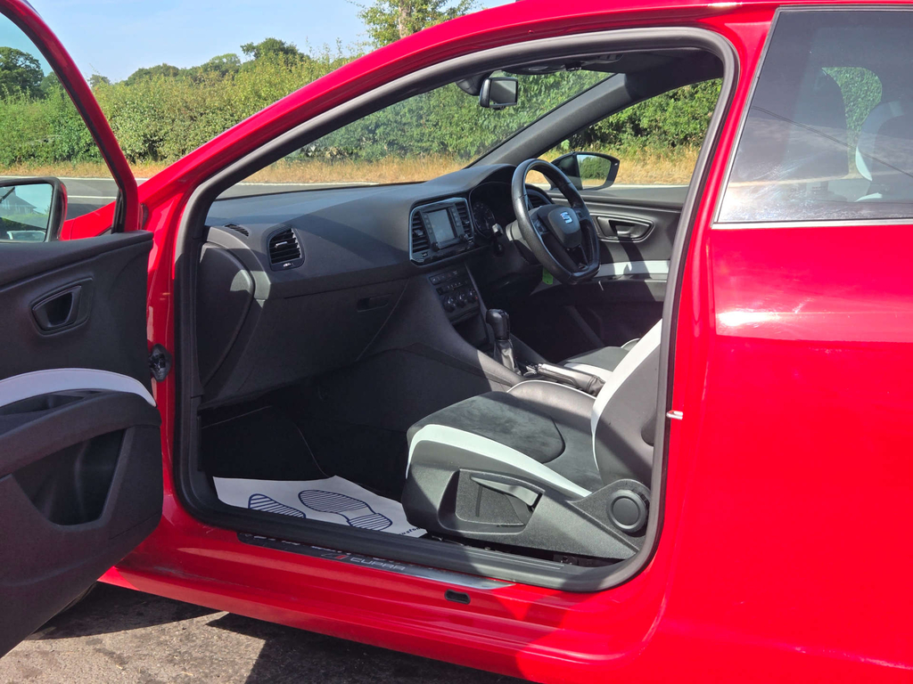 Seat Leon Hatchback 1.4 Tsi Act Fr Sport Coupe Euro 6 Ss Red #25