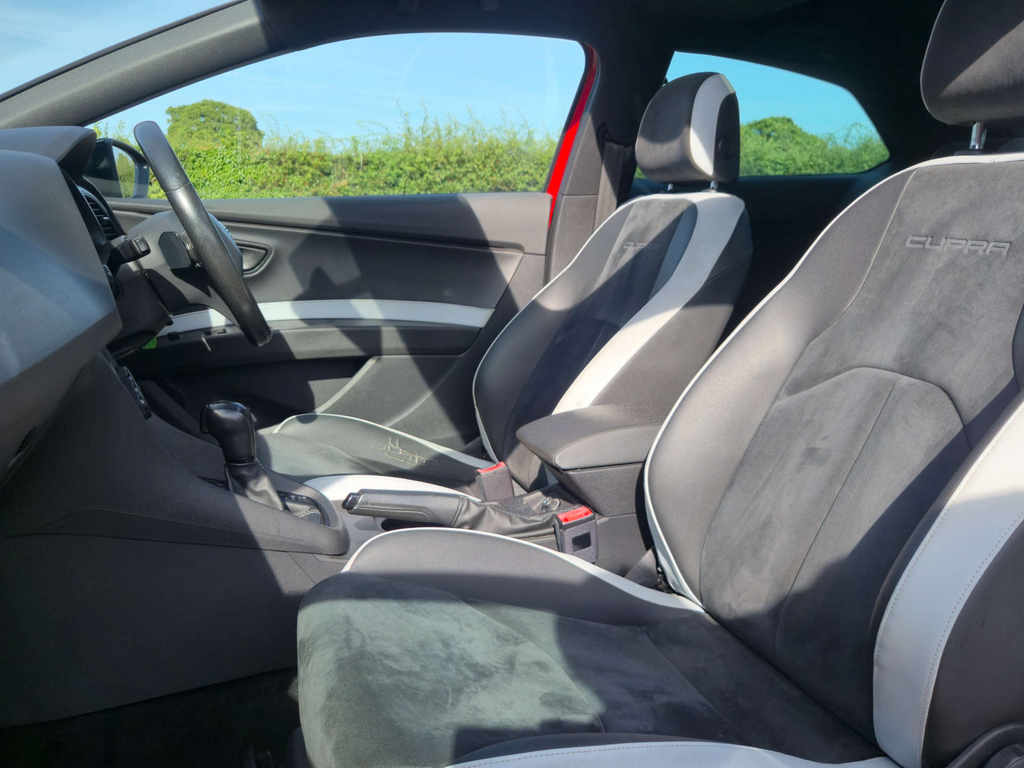 Seat Leon Hatchback 1.4 Tsi Act Fr Sport Coupe Euro 6 Ss Red #28
