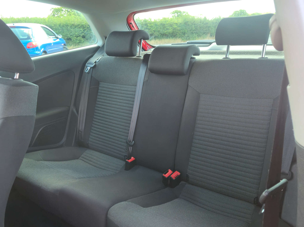 Volkswagen Polo S Ac  #31