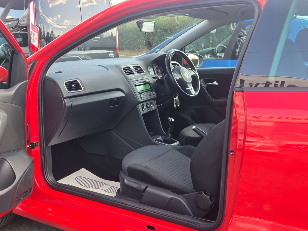 Volkswagen Polo S Ac  #26